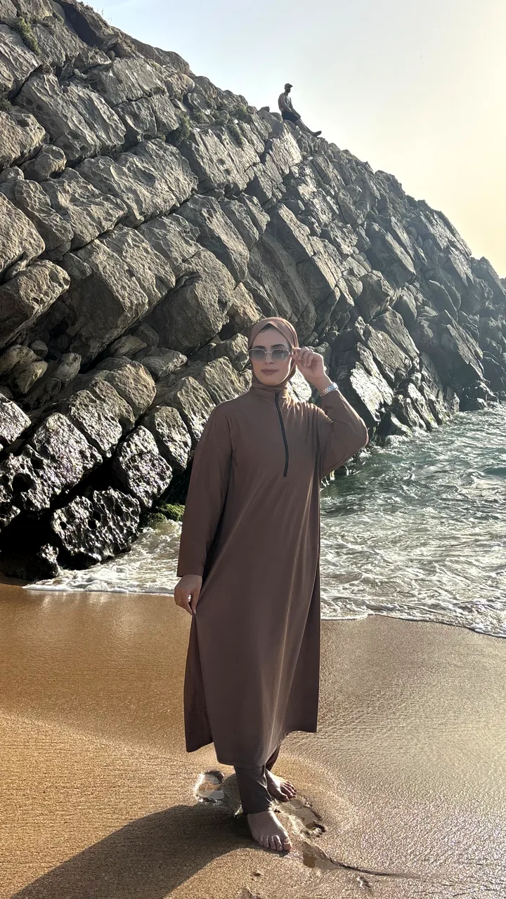 فيديو بوركيني زايا على الشاطئ